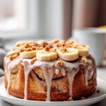 Banana Bread Cinnamon Roll Cake Rezept: Süßer Genuss!