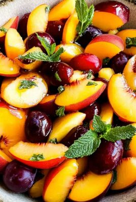 Erfrischender Steinfrüchte-Salat für den Sommer