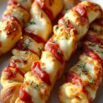 Leckere Candy Cane Pizza Breadsticks für die Feiertage!
